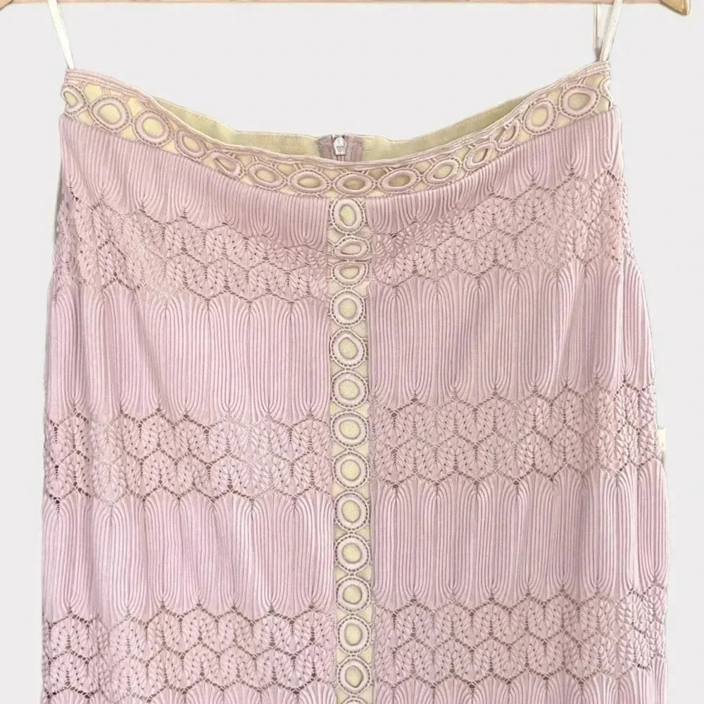 Elliatt Women’s Pinnacle Pencil Midi Skirt Embroidered Lace Detail Pink Sz Large - Picture 6 of 11